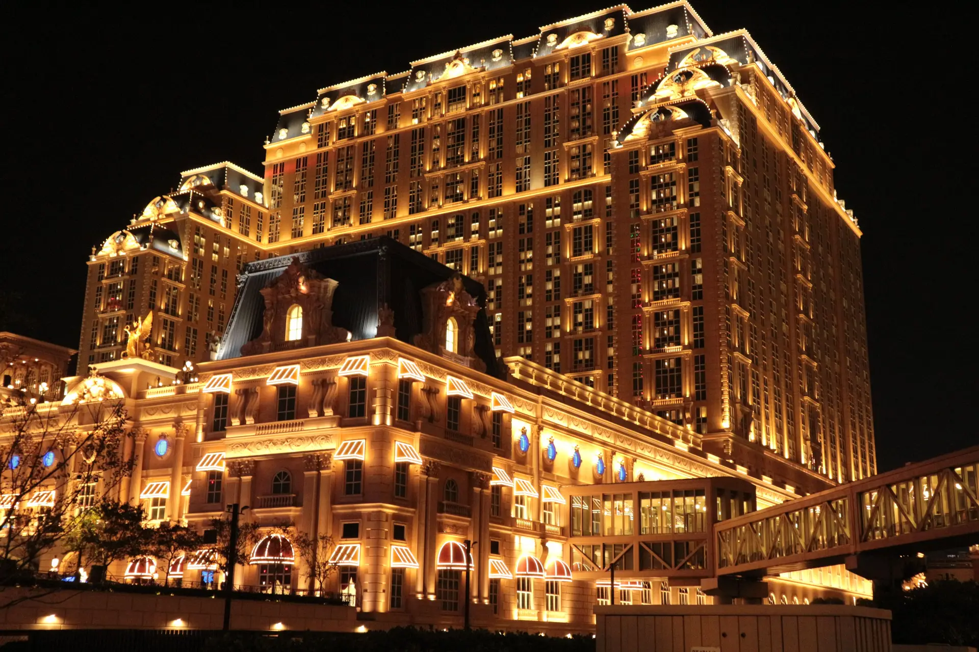 Elegant New Zealand casino hotel exterior at dusk