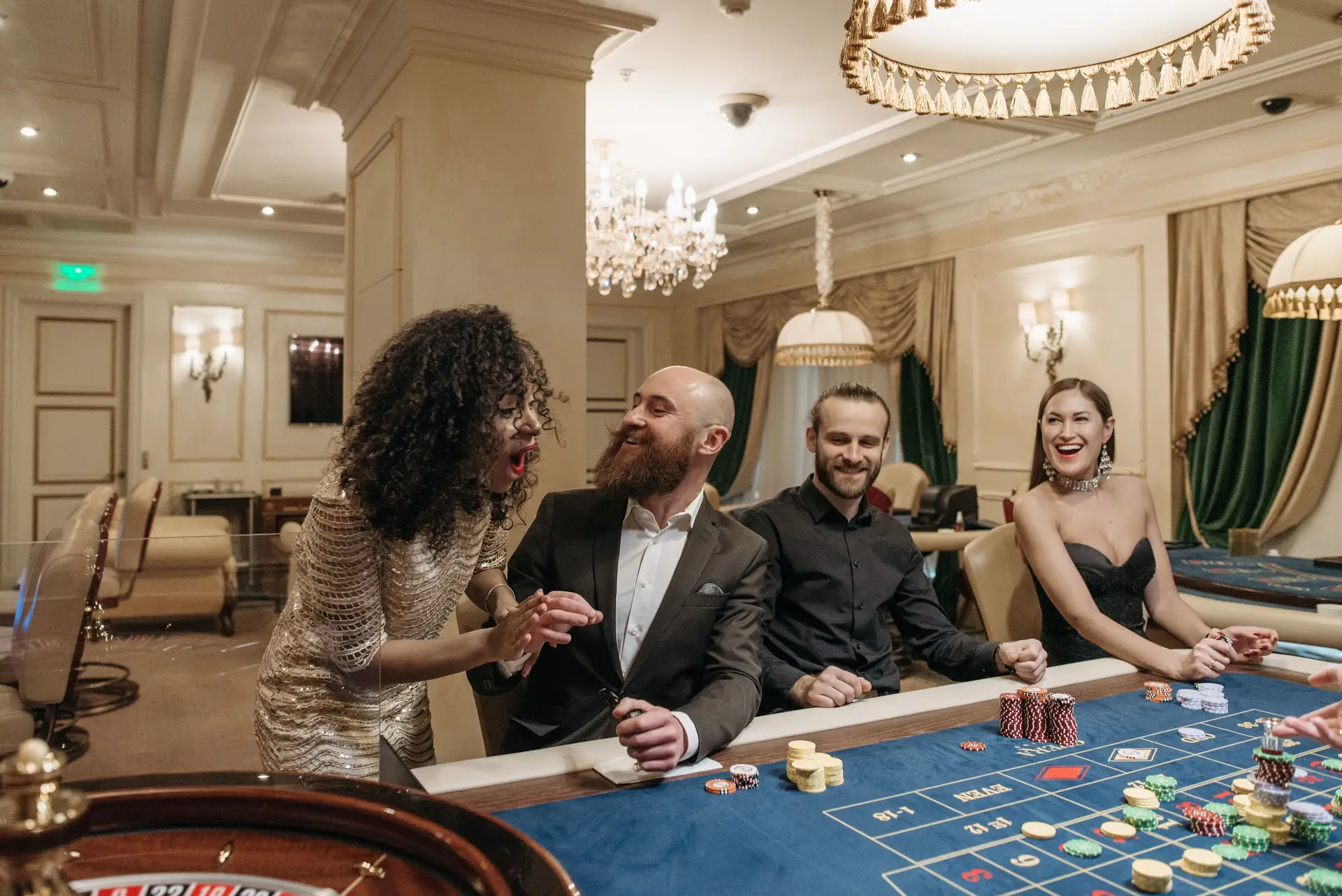 Poker table